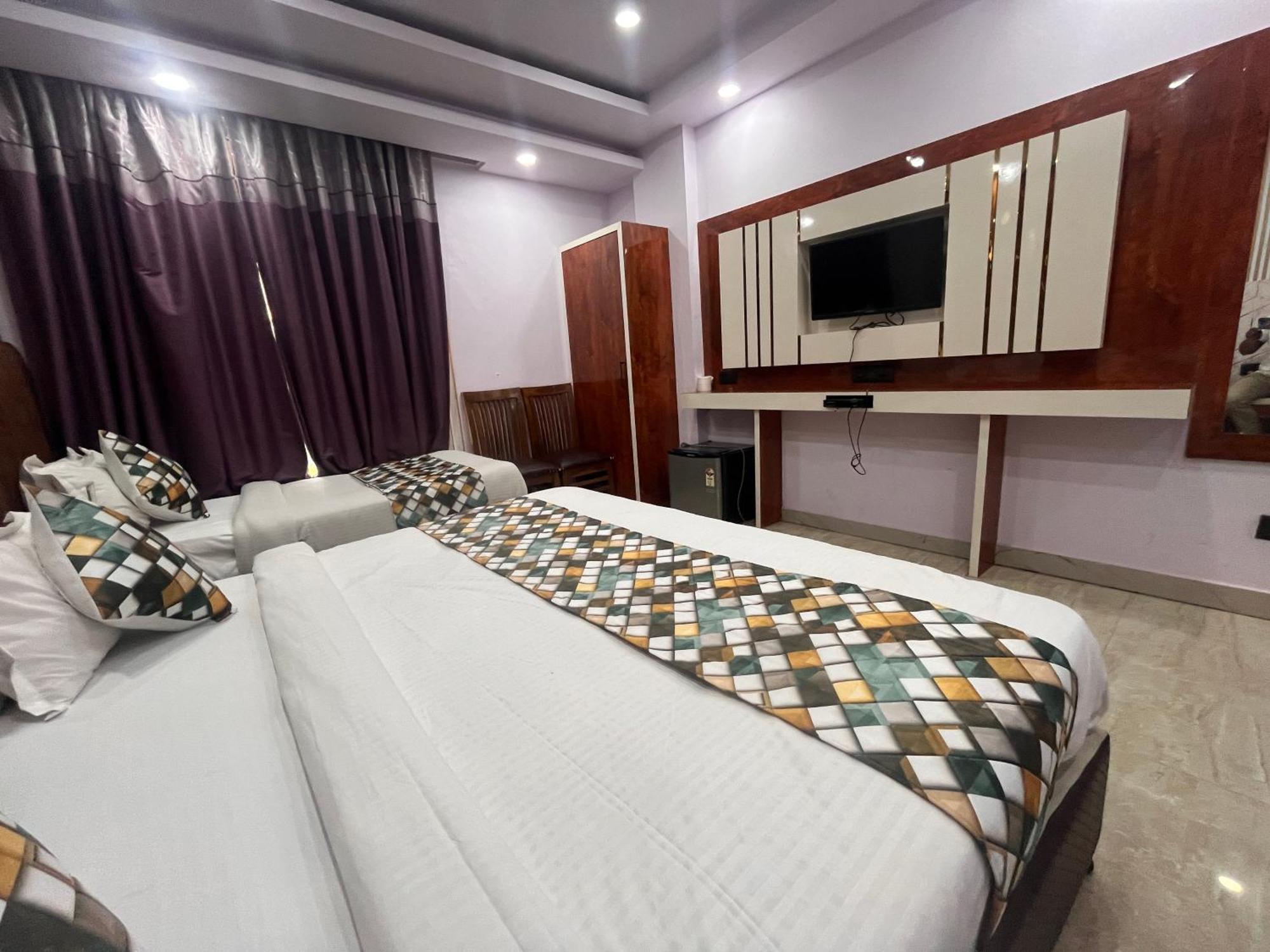 Hotel Embassy Near Rk Ashram Metro Nowe Delhi Zewnętrze zdjęcie