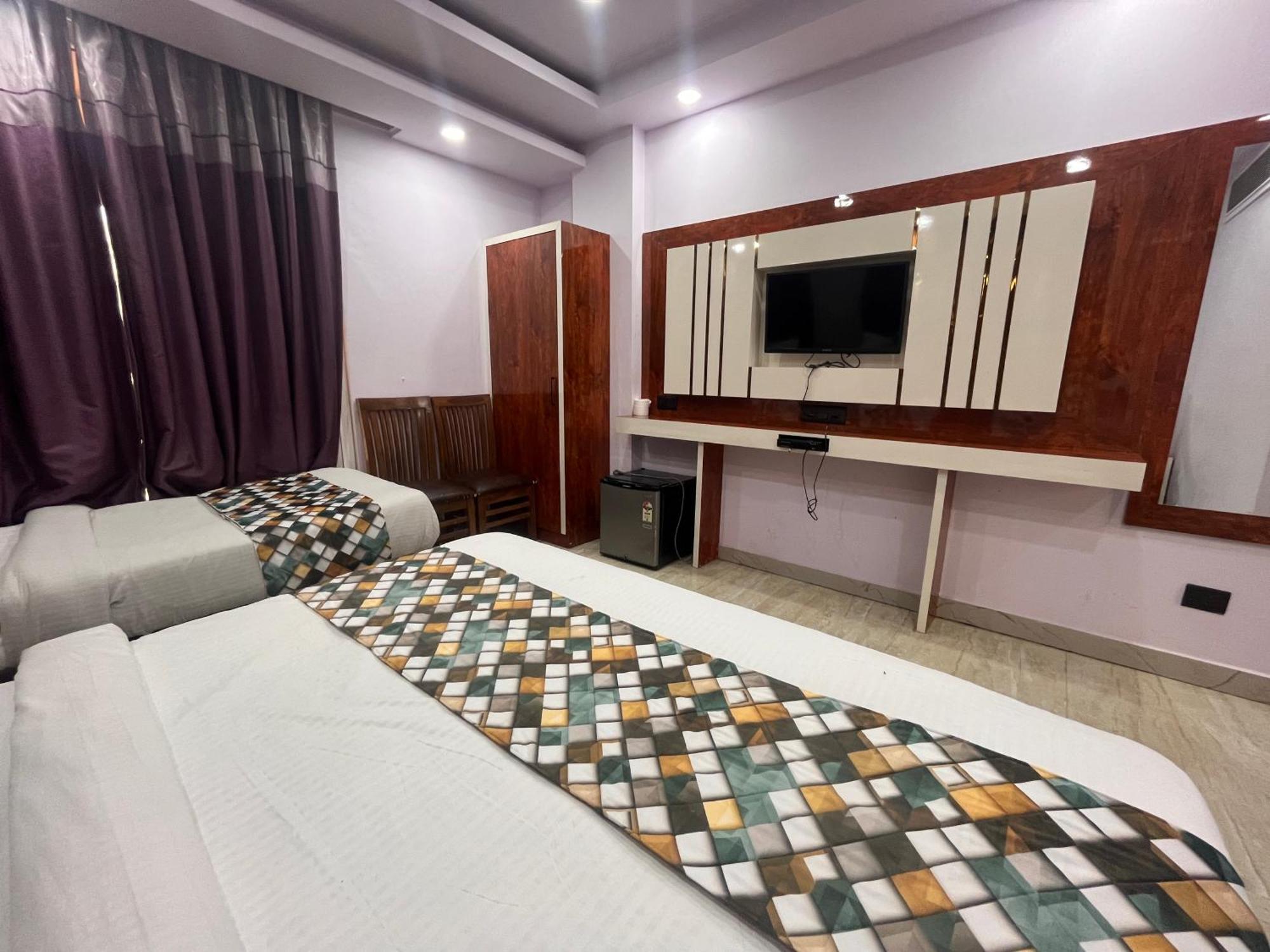 Hotel Embassy Near Rk Ashram Metro Nowe Delhi Zewnętrze zdjęcie