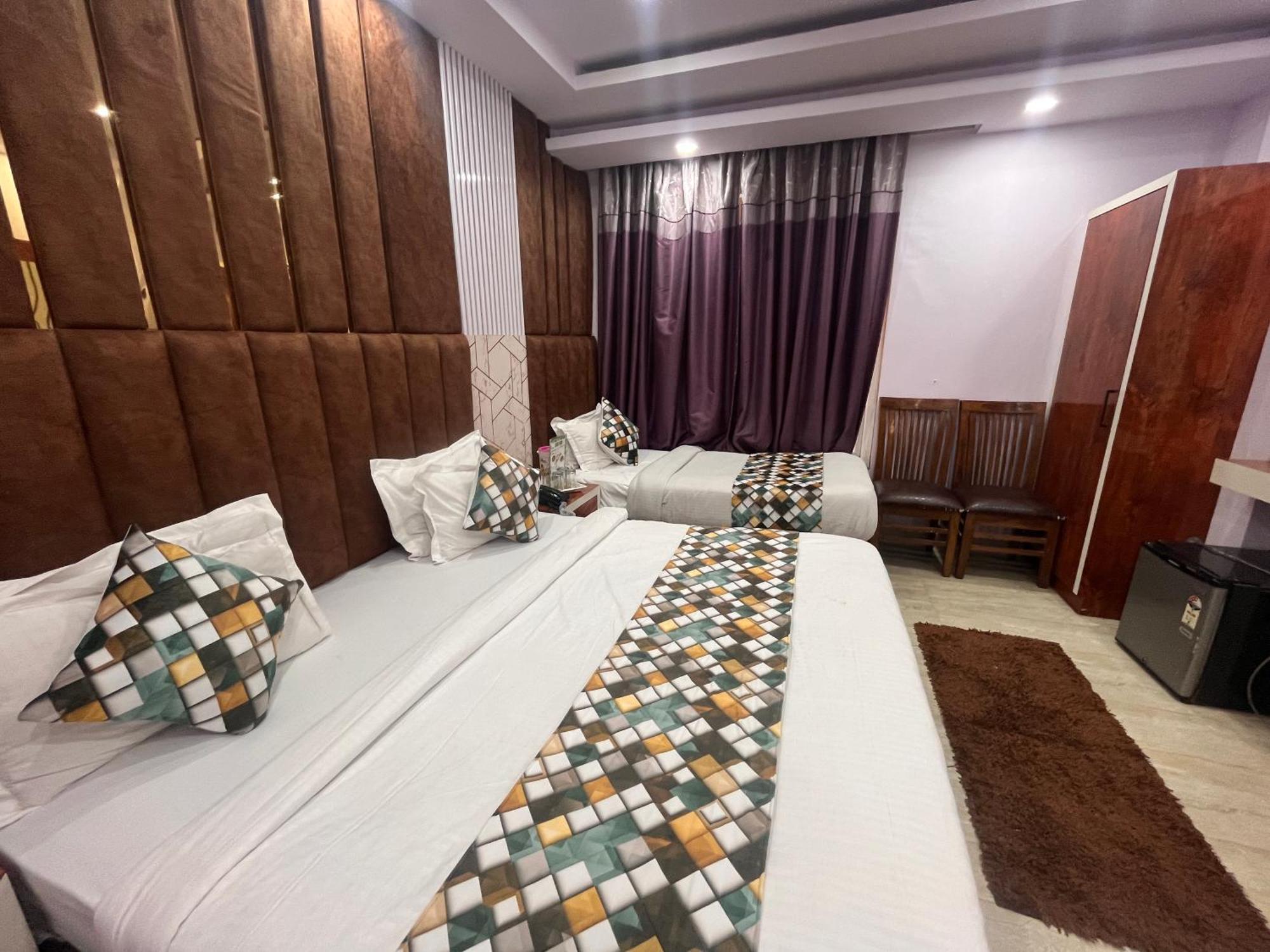 Hotel Embassy Near Rk Ashram Metro Nowe Delhi Zewnętrze zdjęcie