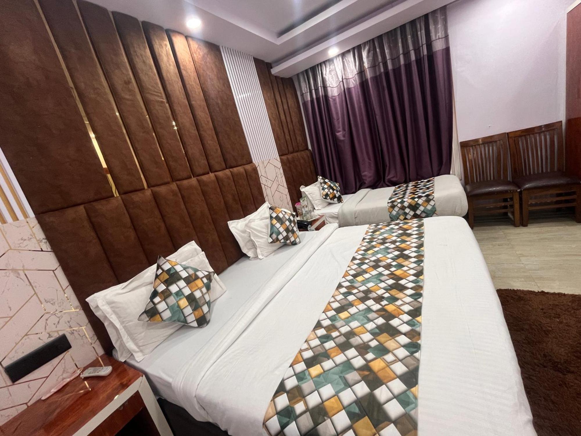 Hotel Embassy Near Rk Ashram Metro Nowe Delhi Zewnętrze zdjęcie