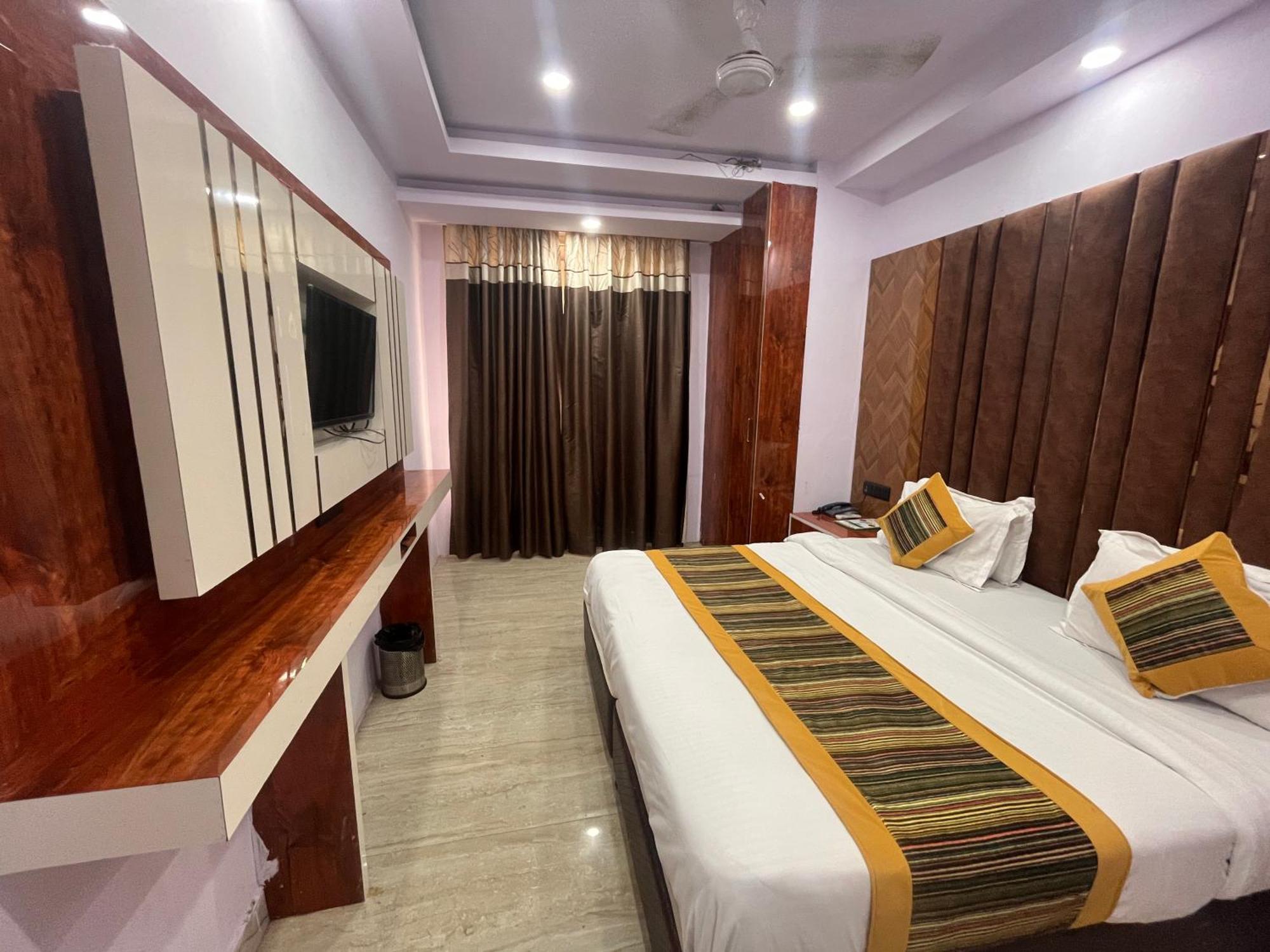 Hotel Embassy Near Rk Ashram Metro Nowe Delhi Zewnętrze zdjęcie