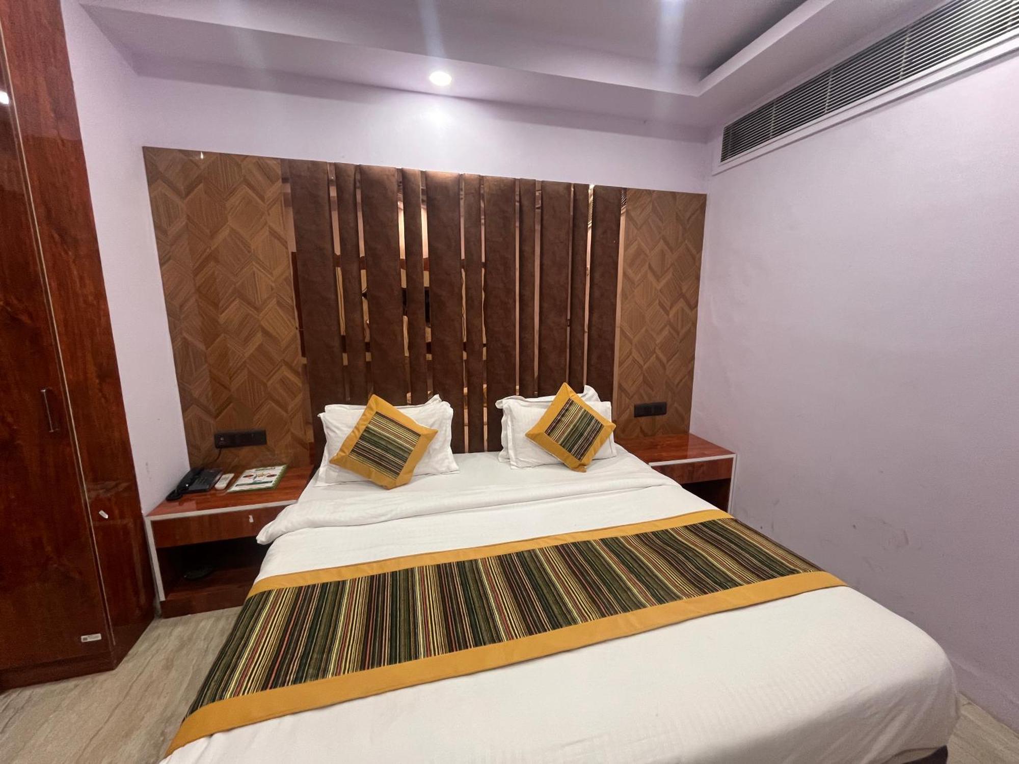 Hotel Embassy Near Rk Ashram Metro Nowe Delhi Zewnętrze zdjęcie
