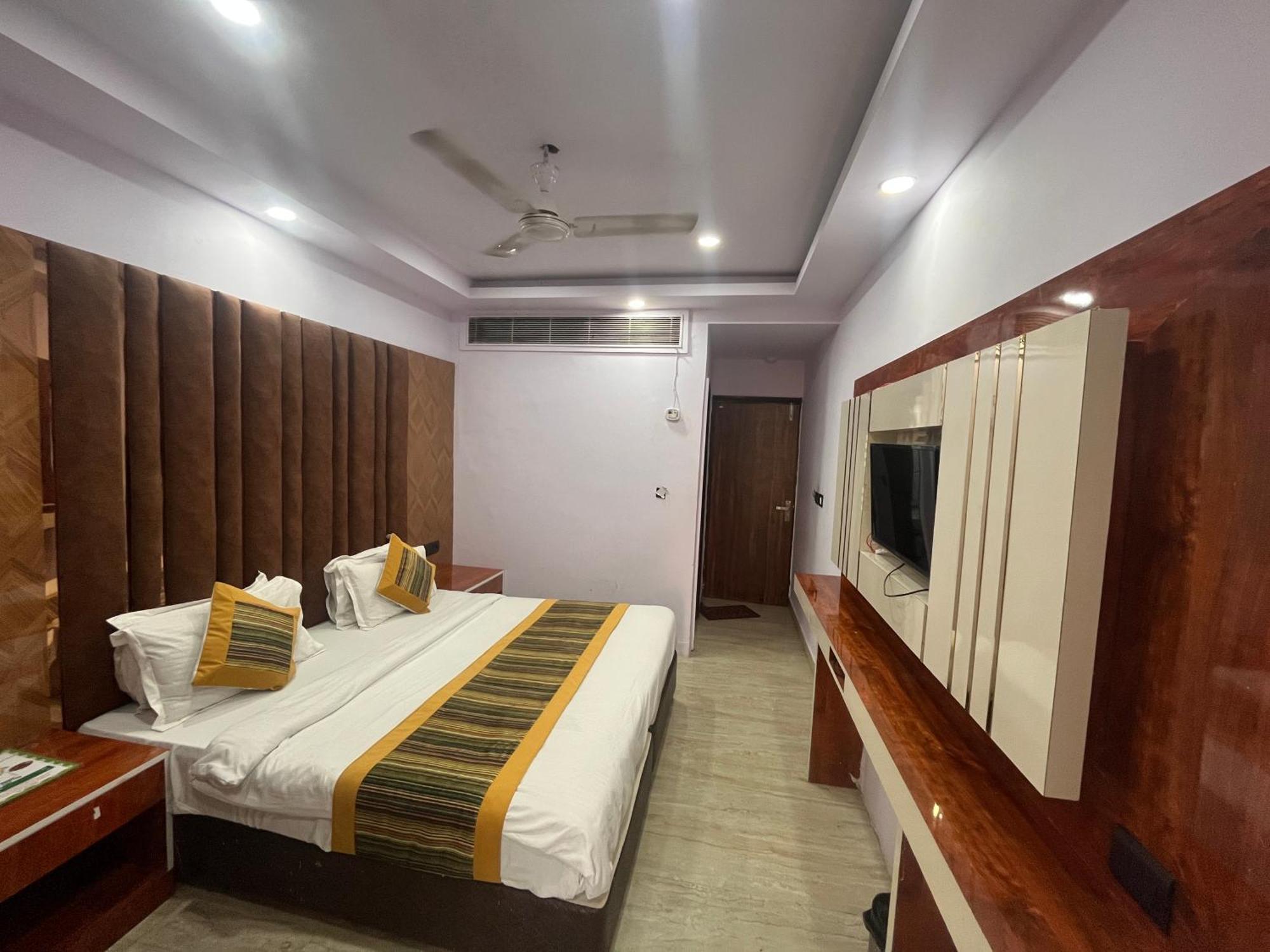Hotel Embassy Near Rk Ashram Metro Nowe Delhi Zewnętrze zdjęcie