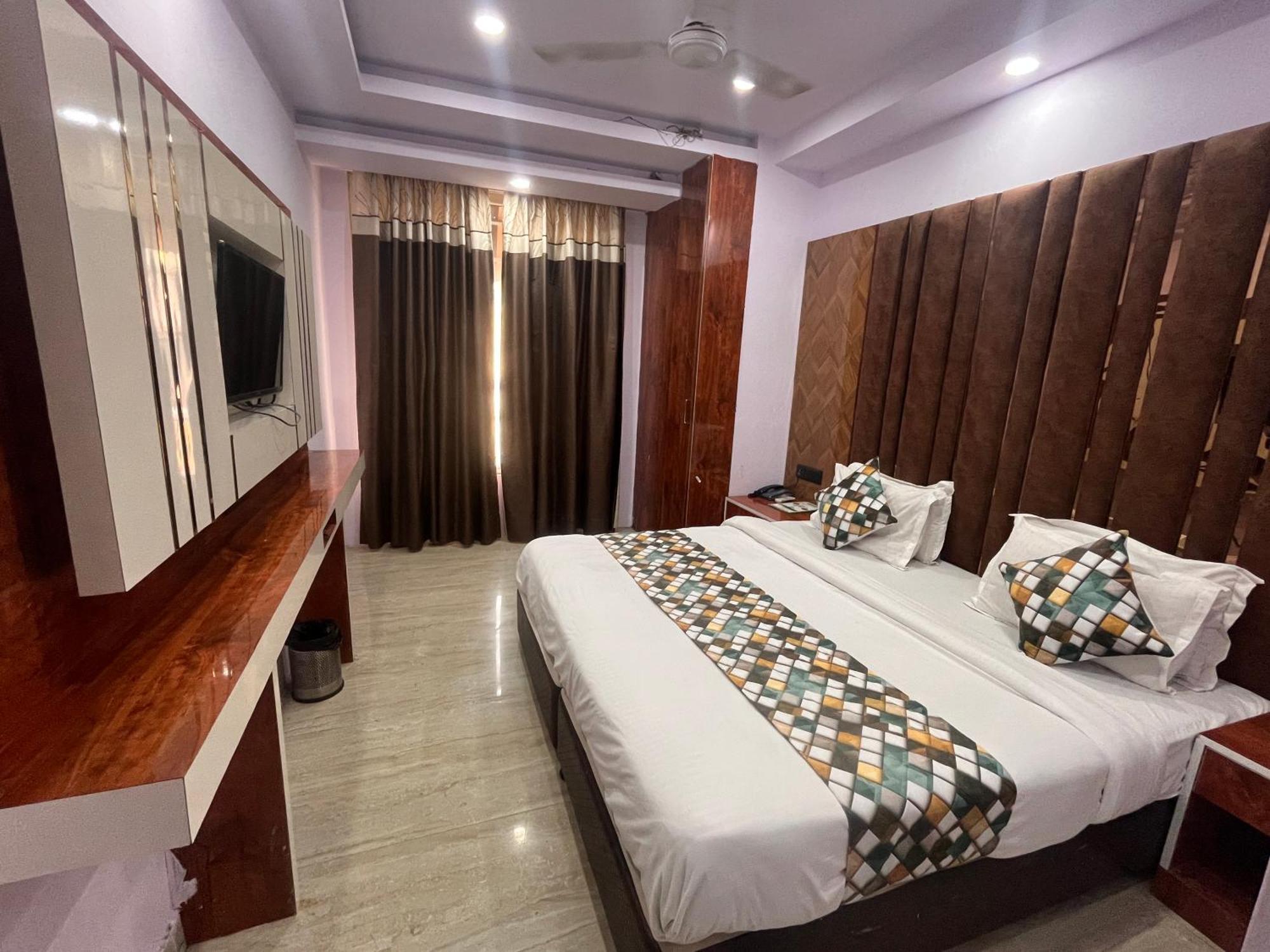 Hotel Embassy Near Rk Ashram Metro Nowe Delhi Zewnętrze zdjęcie