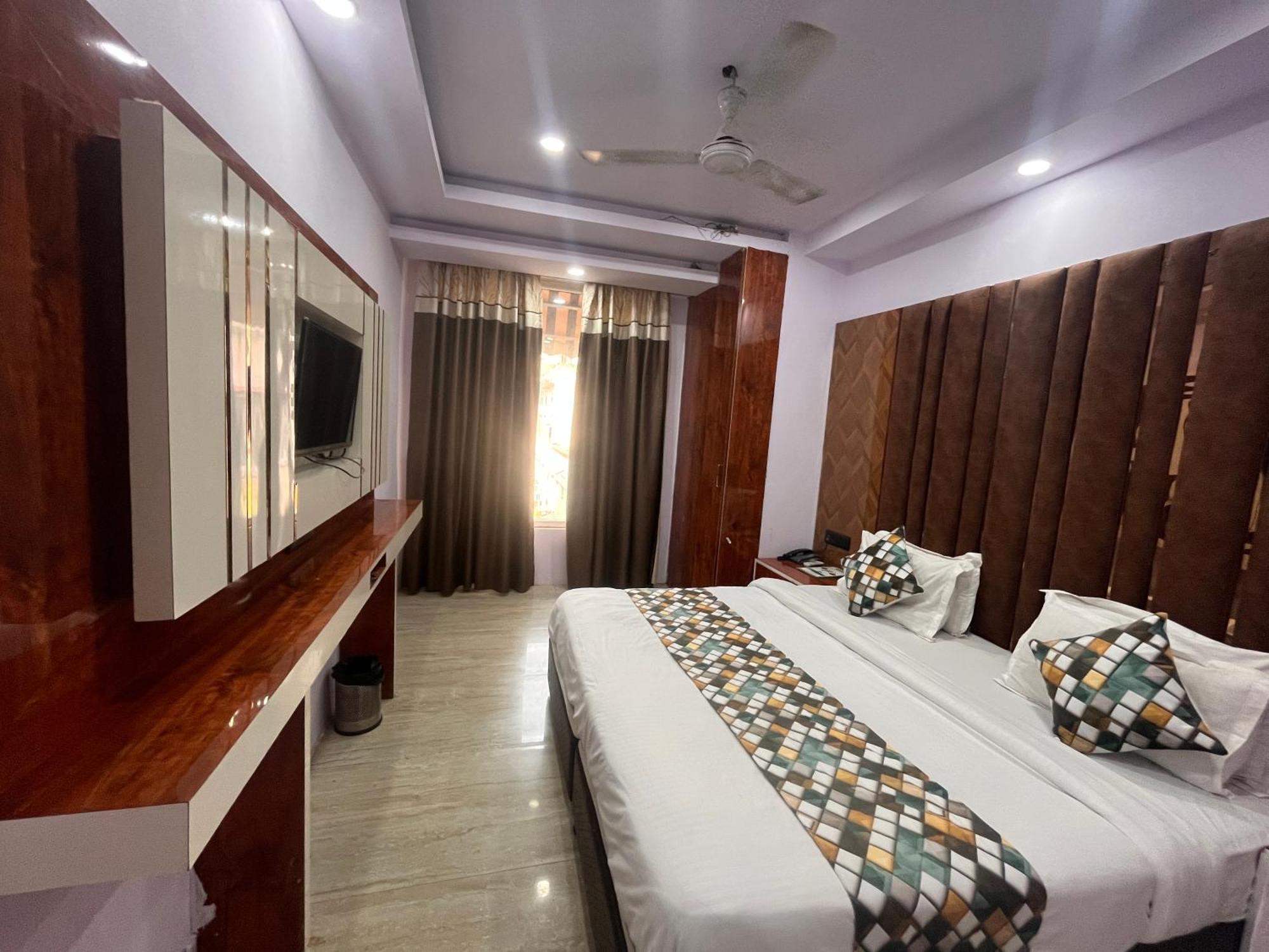 Hotel Embassy Near Rk Ashram Metro Nowe Delhi Zewnętrze zdjęcie