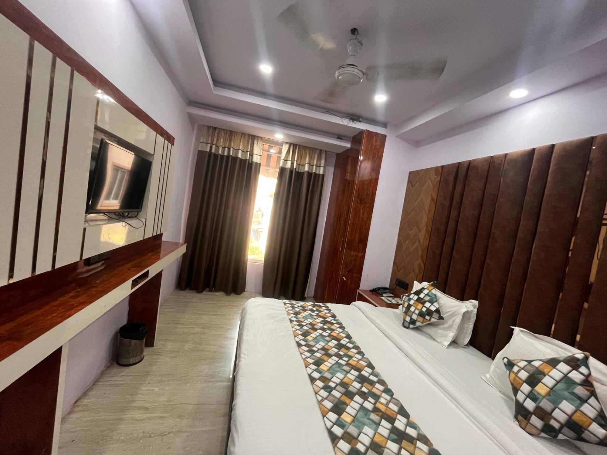 Hotel Embassy Near Rk Ashram Metro Nowe Delhi Zewnętrze zdjęcie